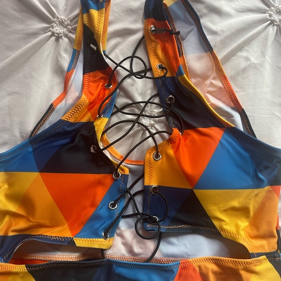 Color block bikini bathing suit - Picture 3 of 5